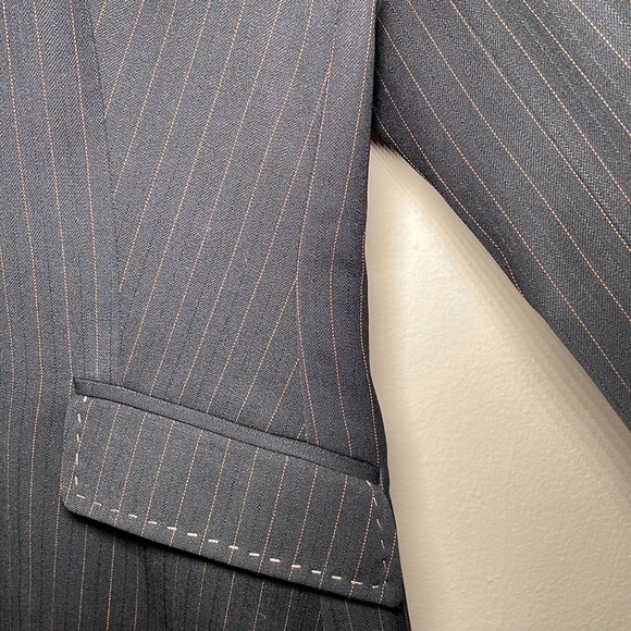 Women’s Dressy Blazer - Picture 3 of 3